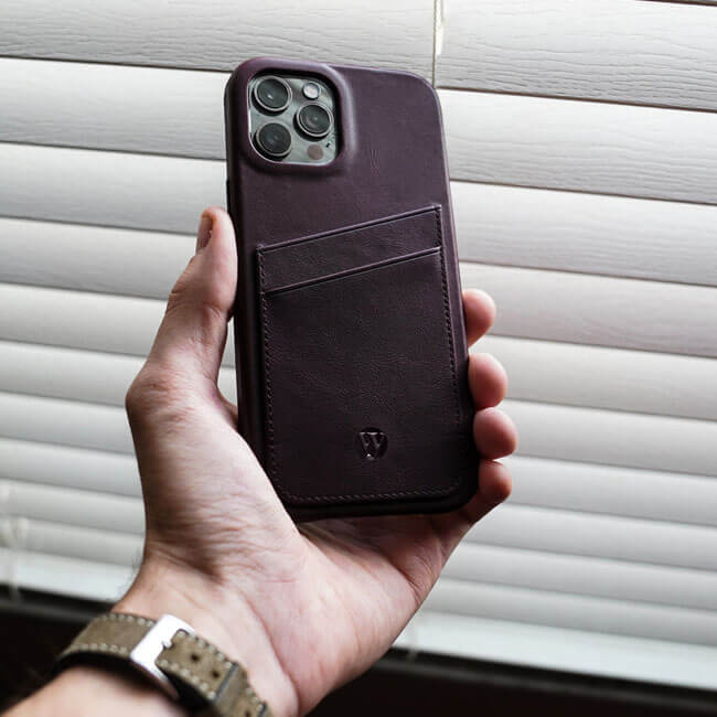 Aaronscase Handmade Genuine Leather iPhone Back Case with Card Holder (Wholesale / Manufacturer)