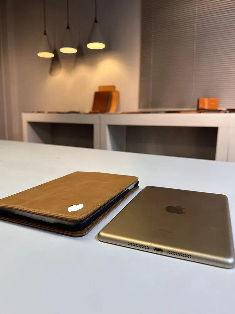 Oiled Wax Leather Tablet / iPad Case for iPad Mini - image 5