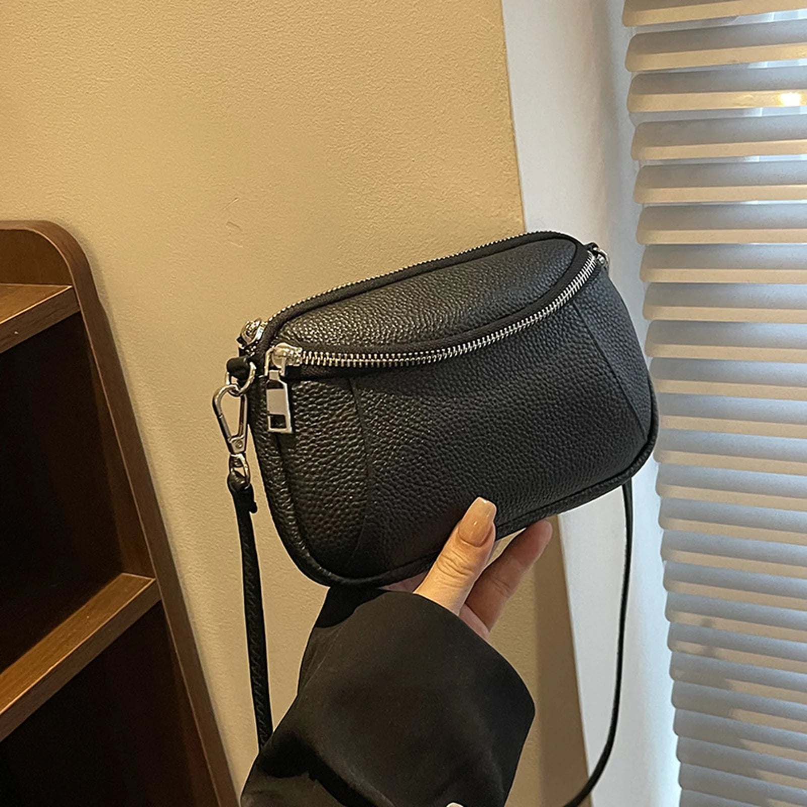 Compact Zip Camera Crossbody Bag custom OEM reference 649 - front view