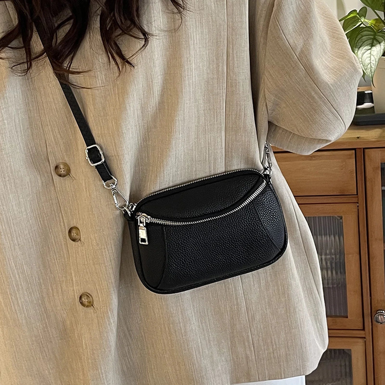 Compact Zip Camera Crossbody Bag custom OEM reference 649 - angled view