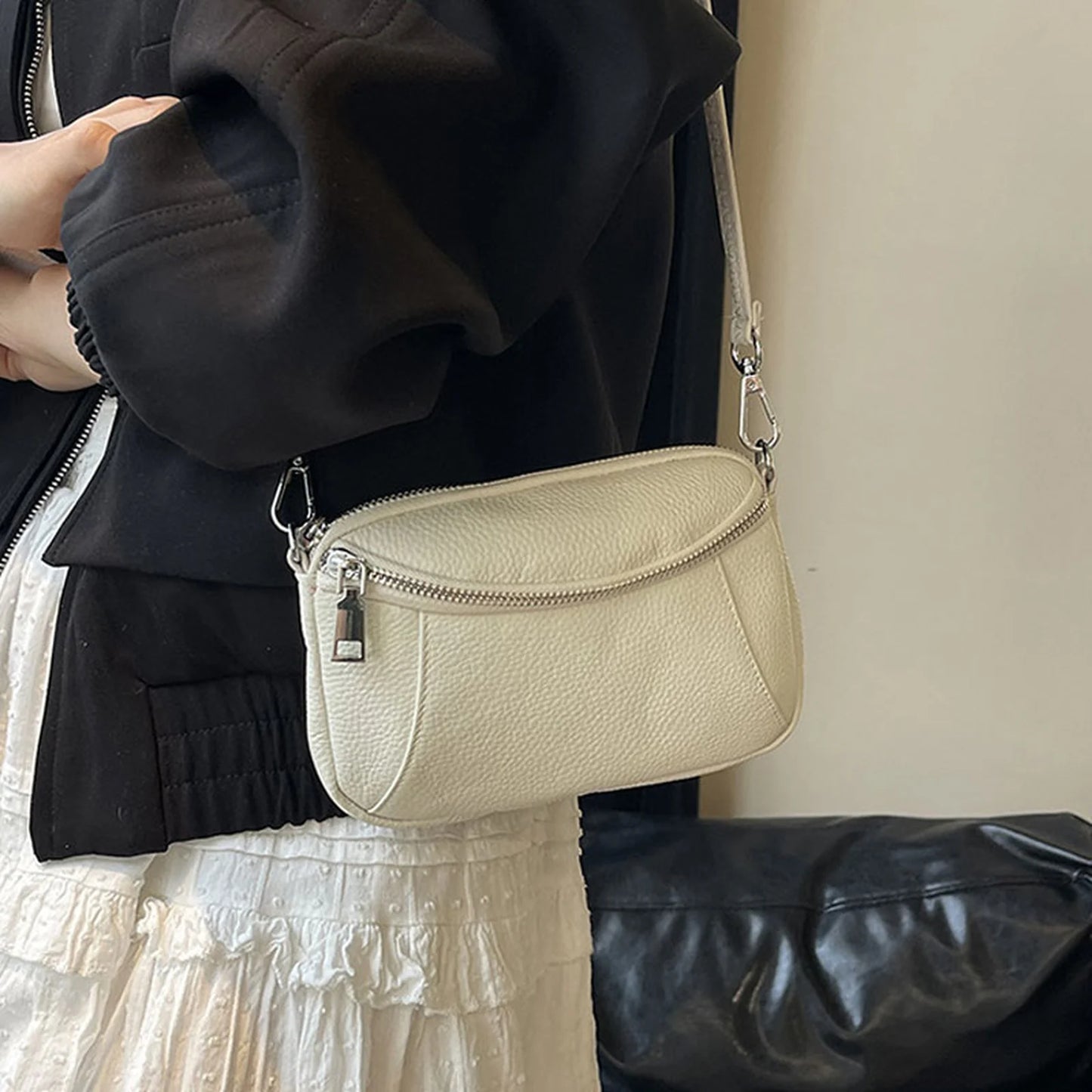 Compact Zip Camera Crossbody Bag custom OEM reference 649 - detail view