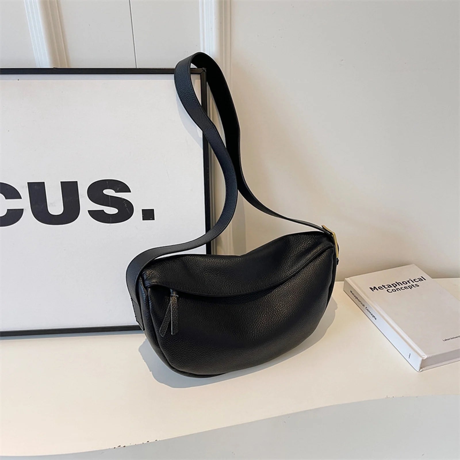Crescent Hobo Shoulder Bag custom OEM reference 6058 - structure view