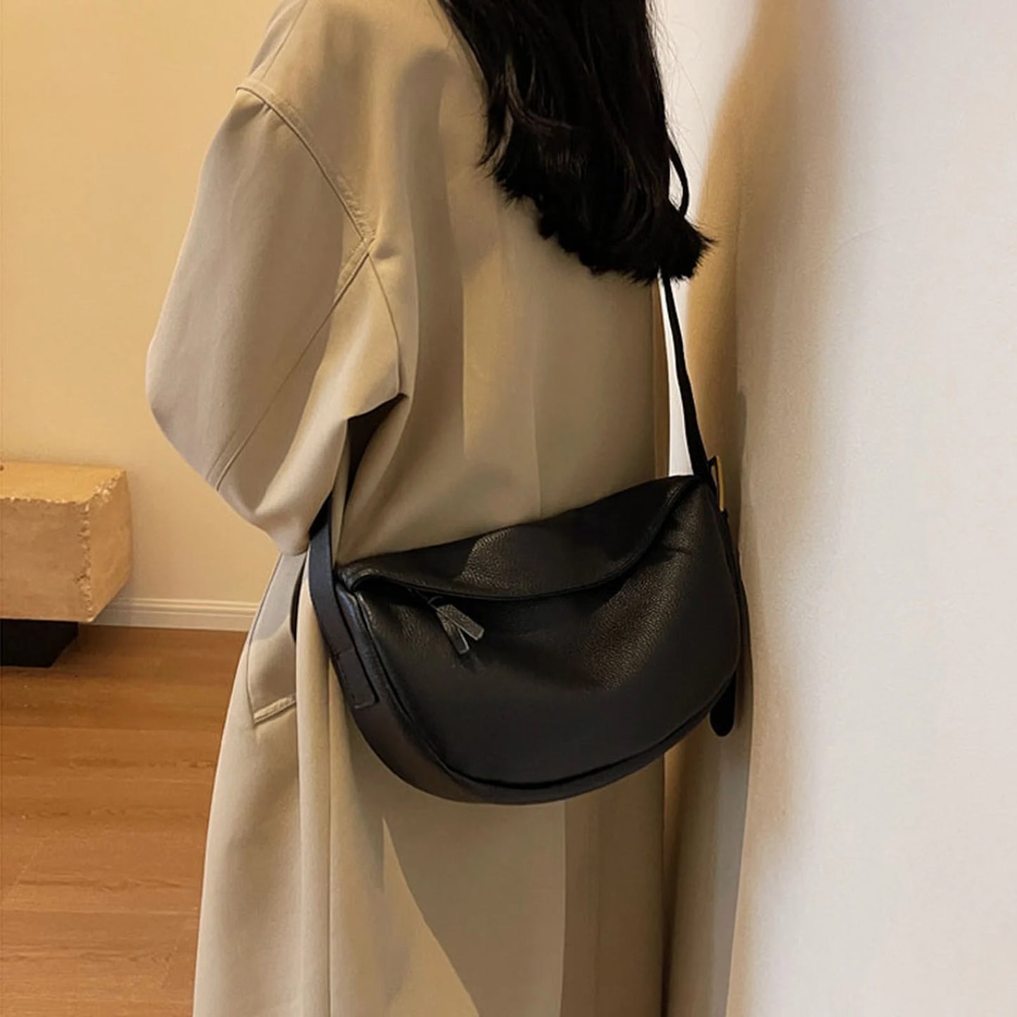 Crescent Hobo Shoulder Bag custom OEM reference 6058 - detail view