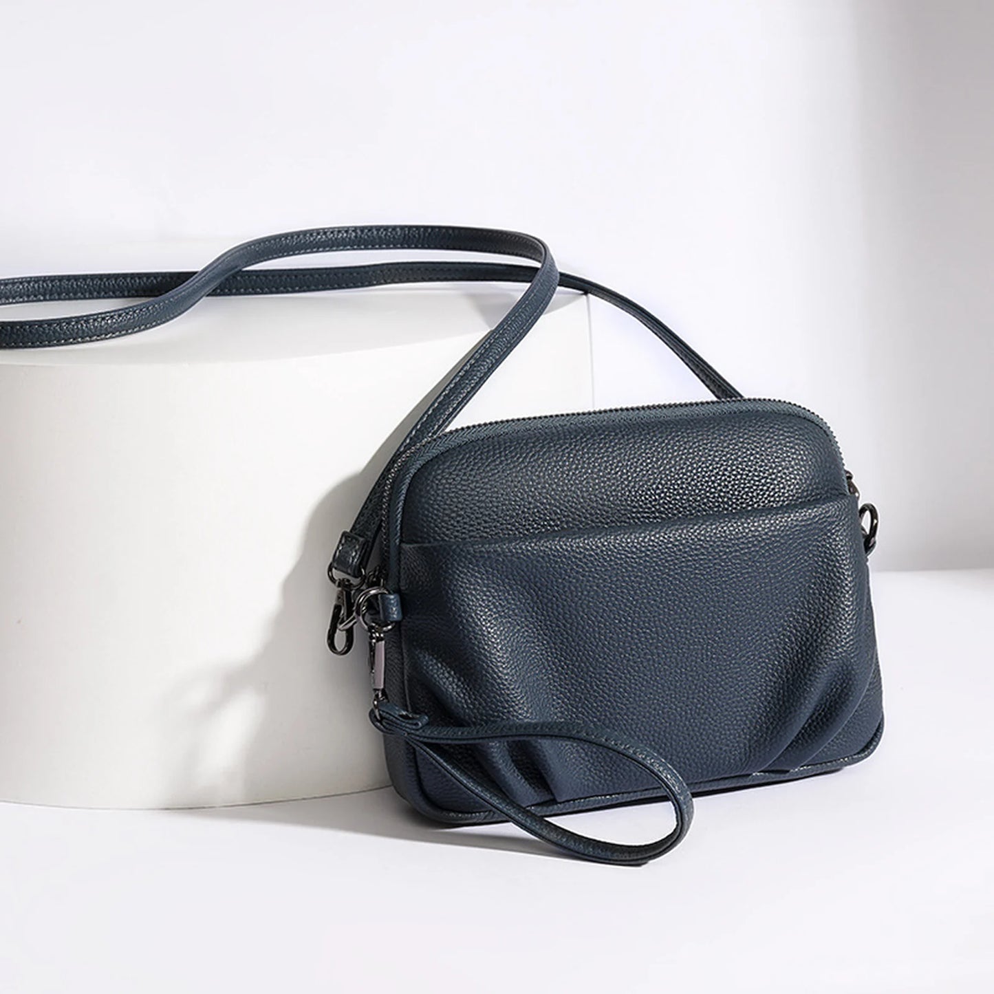 Double-Zip Camera Crossbody Bag custom OEM reference 9039 - side or carry view