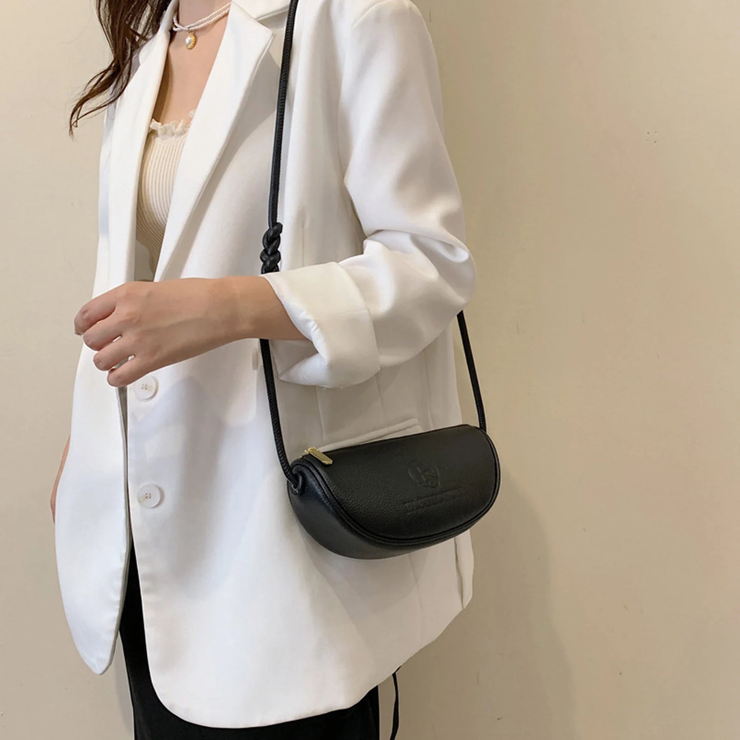 Half-Moon Mini Crossbody Bag custom OEM reference 111# - structure view