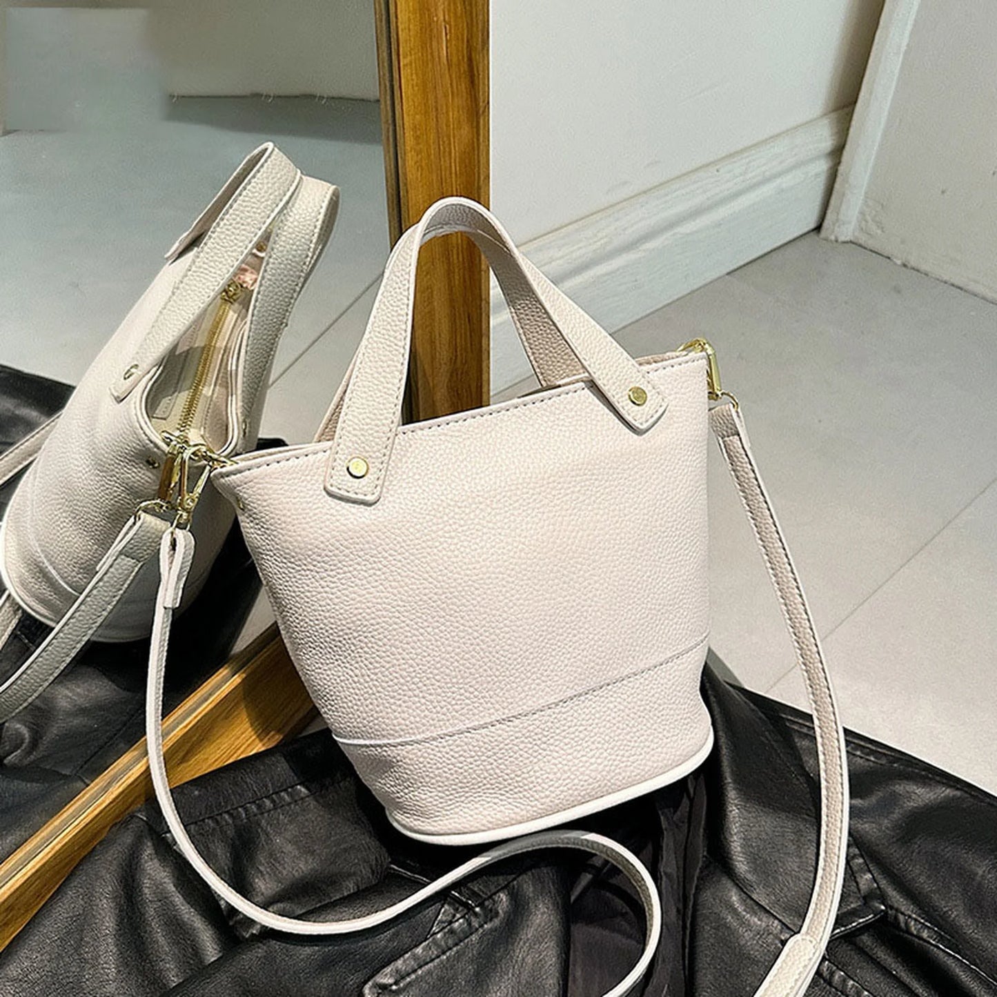 Mini Bucket Handbag custom OEM reference fsc 622 - side or carry view