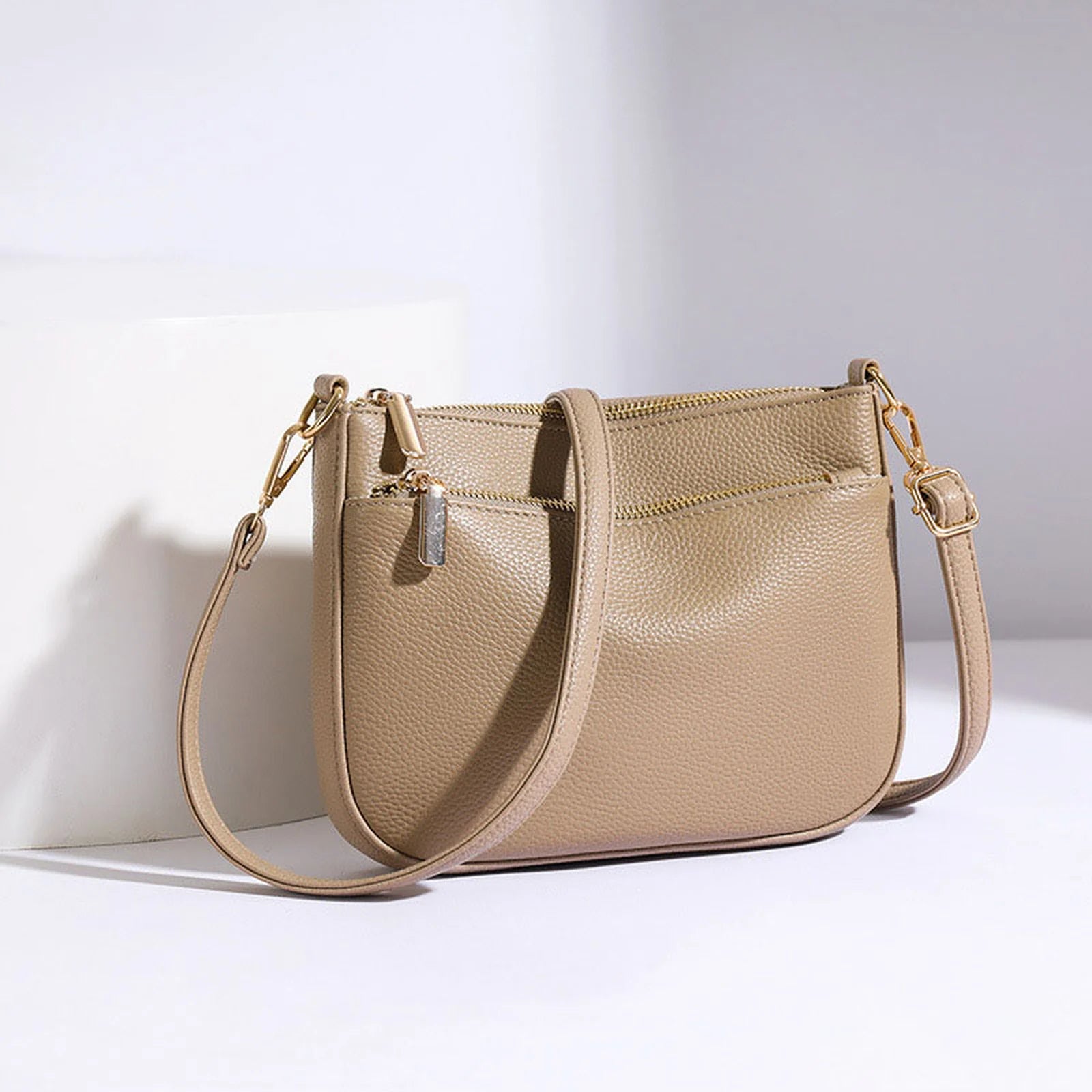 Multi-Compartment Shoulder Handbag custom OEM reference 267131 - front view