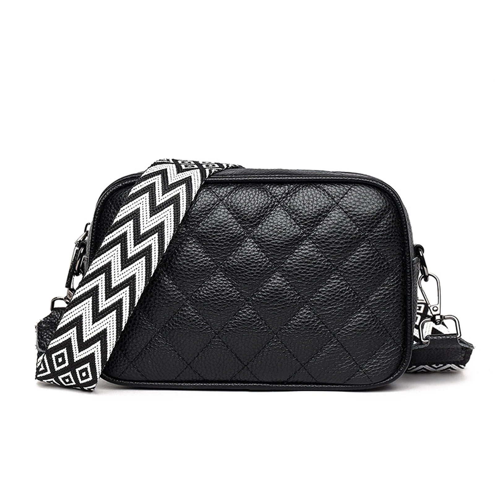 Quilted Camera Crossbody Bag custom OEM reference 1072 - detail view