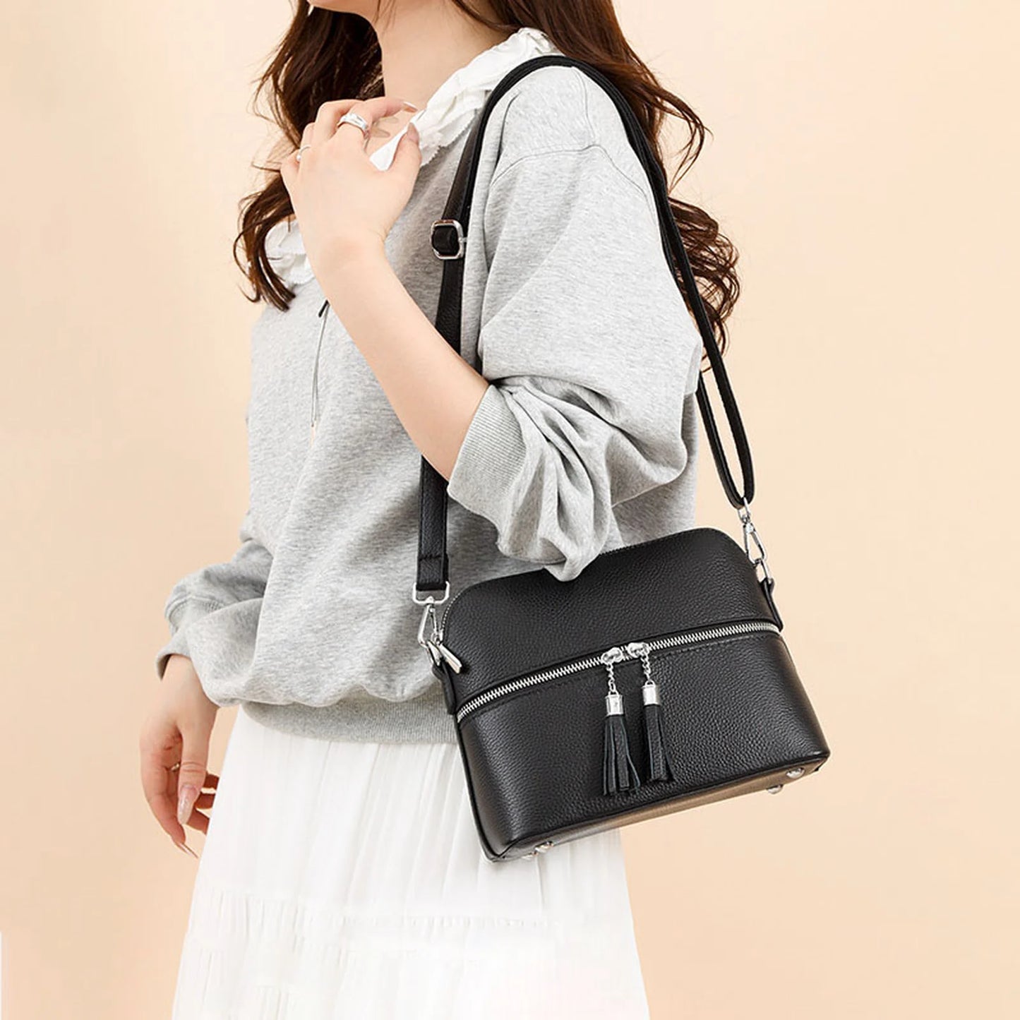 Tassel Camera Crossbody Bag custom OEM reference QM&2506 - color or styling view