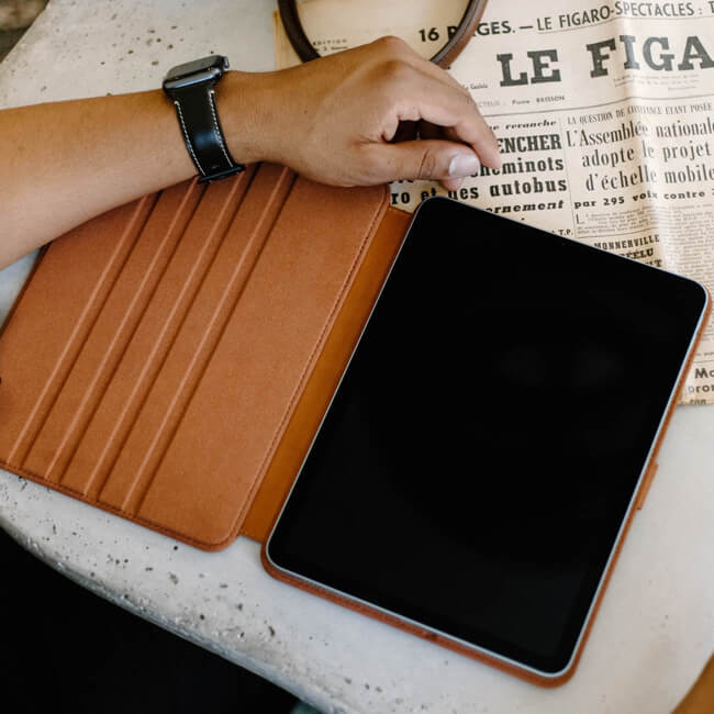 Aaronscase Genuine Leather iPad Pro Case & Cover (Wholesale/Manufacturer)