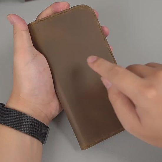 Private label crazy horse leather folio case for iPhone 18 Pro Max wholesale OEM development - demonstration video 1