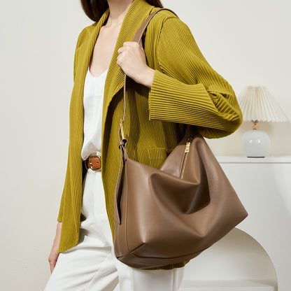 Soft Genuine Leather Hobo Shoulder Bag - image 5